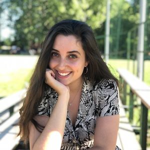 Meet your Posher, Ana